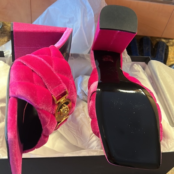 Versace médusa size 39 - Picture 2 of 4